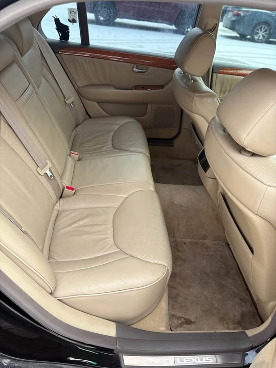 2004 Lexus LS 3rd Gen - Image 10 of 13