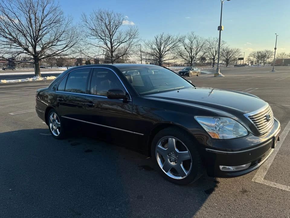 2004 Lexus LS 3rd Gen - Image 2 of 20