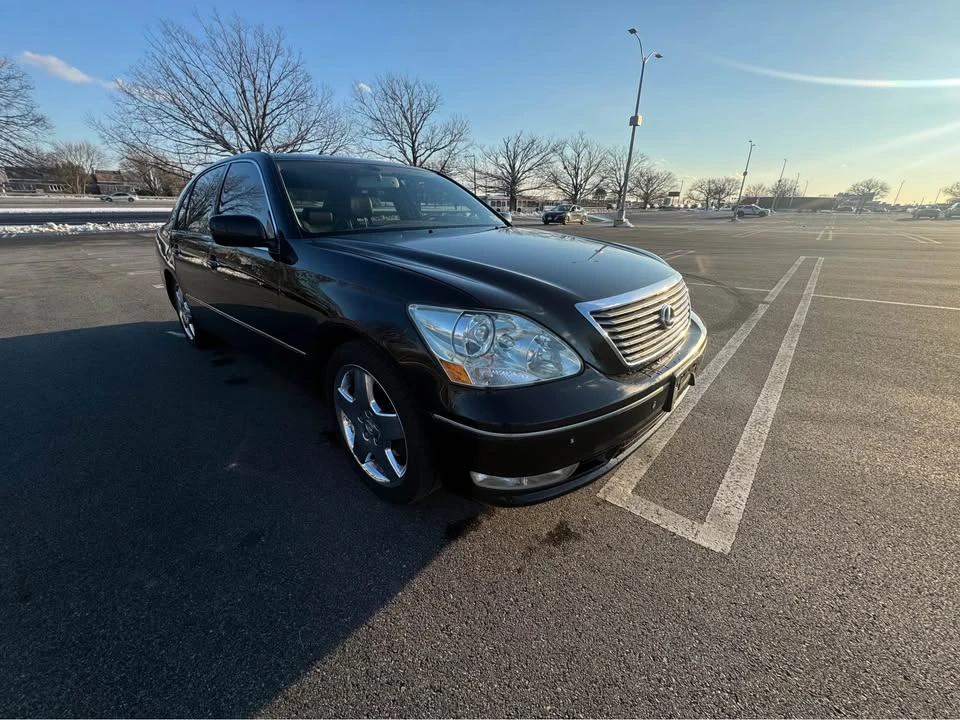 2004 Lexus LS 3rd Gen - Image 10 of 20