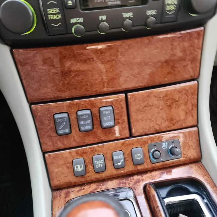 2004 Lexus LS 3rd Gen - Image 7 of 7