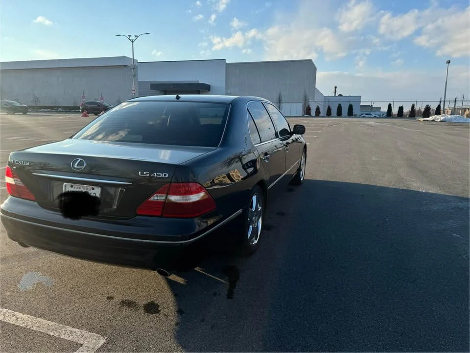 2004 Lexus LS 3rd Gen - Image 7 of 20