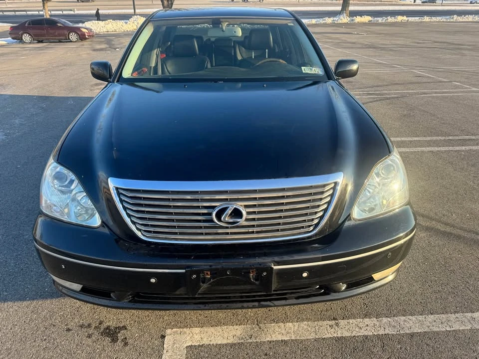 2004 Lexus LS 3rd Gen - Image 3 of 19