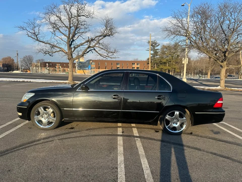 2004 Lexus LS 3rd Gen - Image 4 of 19