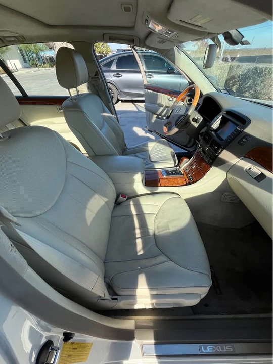 2004 Lexus LS 3rd Gen - Image 3 of 4