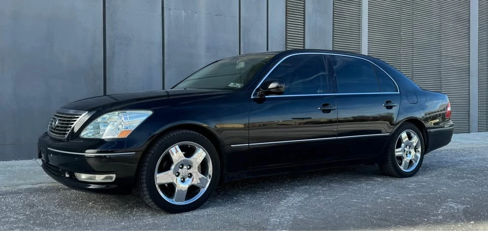 2004 Lexus LS 3rd Gen - Image 2 of 19