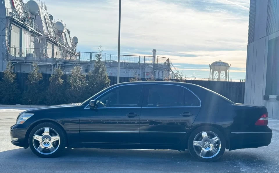 2004 Lexus LS 3rd Gen - Image 8 of 19