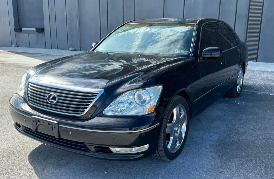 2004 Lexus LS 3rd Gen - Image 6 of 19