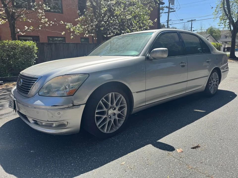 2004 Lexus LS 3rd Gen - Image 2 of 11