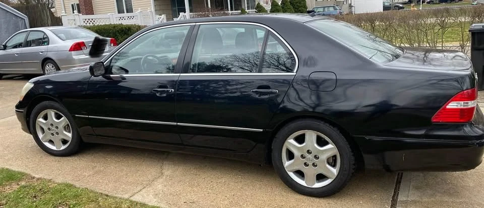 2004 Lexus LS 3rd Gen - Image 5 of 7