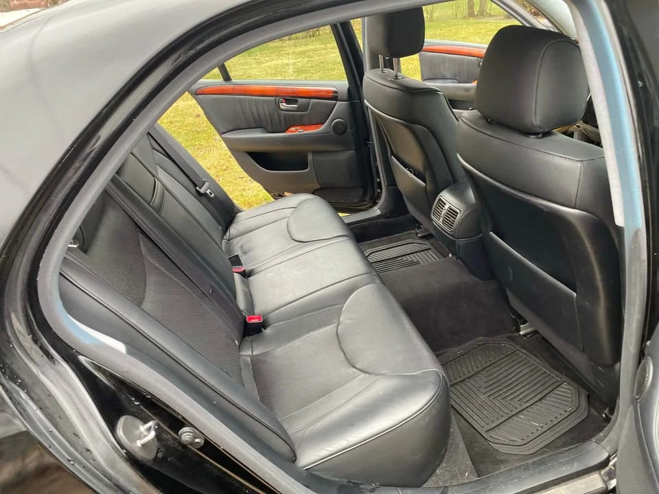 2004 Lexus LS 3rd Gen - Image 6 of 7