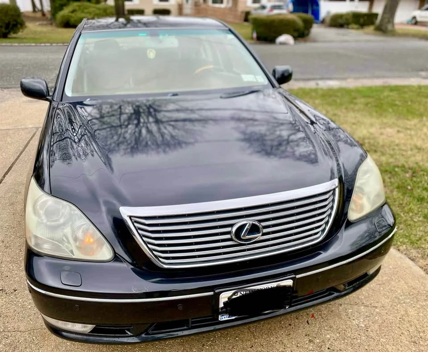 2004 Lexus LS 3rd Gen - Image 2 of 7