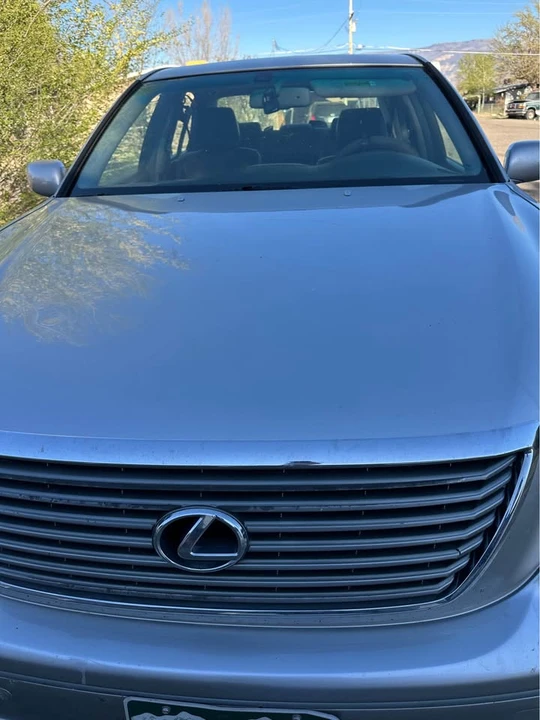 2004 Lexus LS 3rd Gen - Image 4 of 4