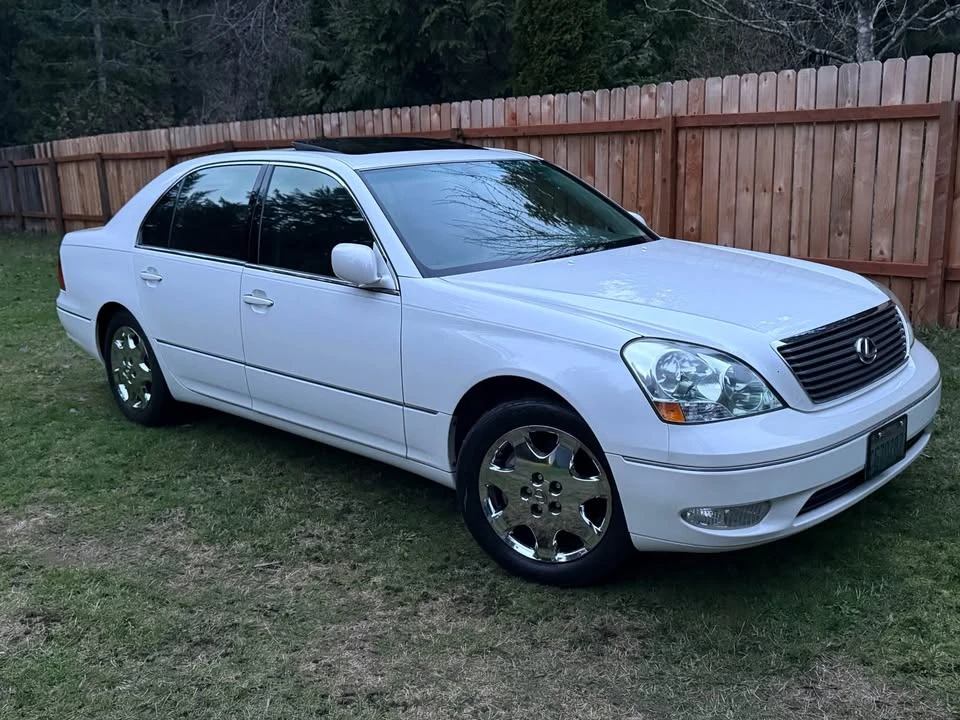 2004 Lexus LS 3rd Gen - Image 7 of 15