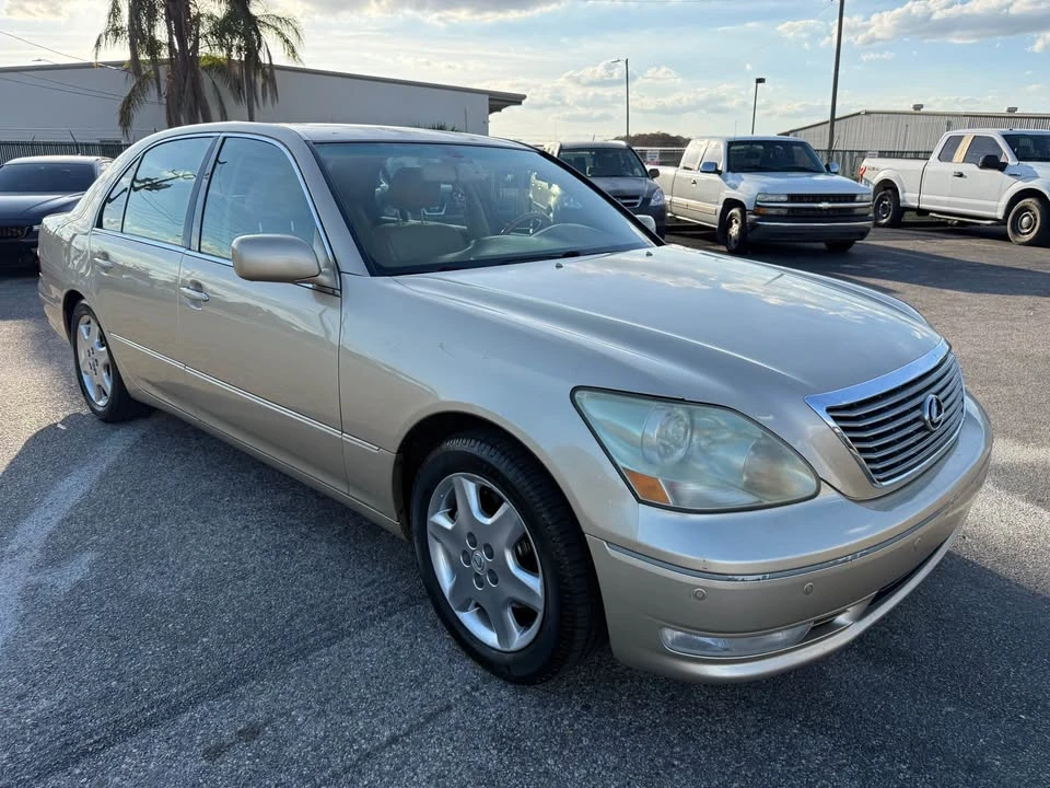 2004 Lexus LS 3rd Gen - Image 8 of 19