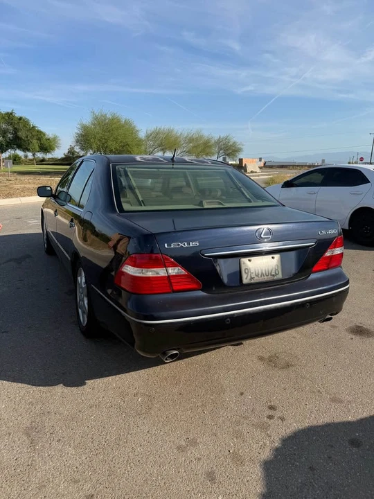 2004 Lexus LS 3rd Gen - Image 3 of 7