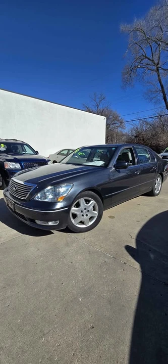 2004 Lexus LS 3rd Gen - Image 4 of 18