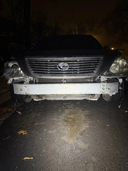 2004 Lexus LS 3rd Gen - Image 7 of 10