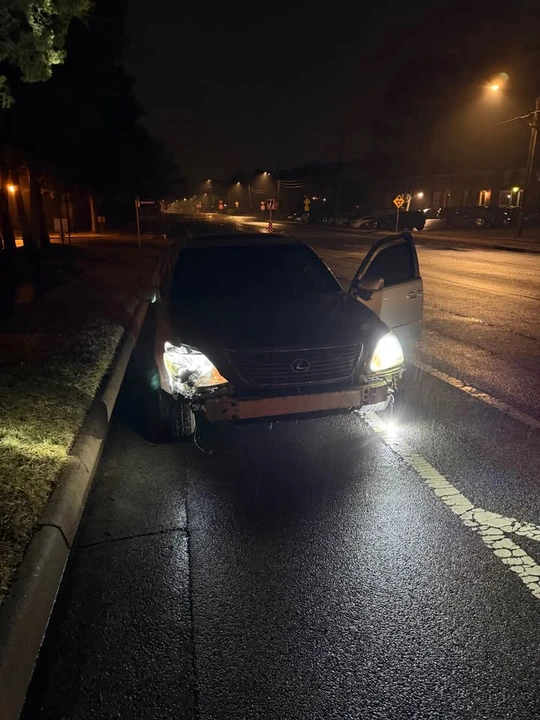 2004 Lexus LS 3rd Gen - Image 5 of 10