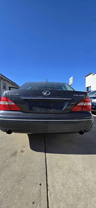 2004 Lexus LS 3rd Gen - Image 2 of 18