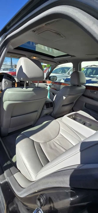 2004 Lexus LS 3rd Gen - Image 15 of 18