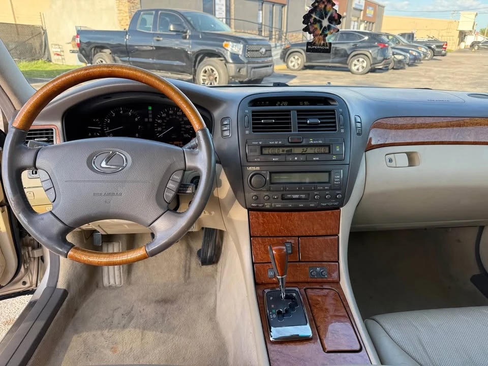 2004 Lexus LS 3rd Gen - Image 10 of 19