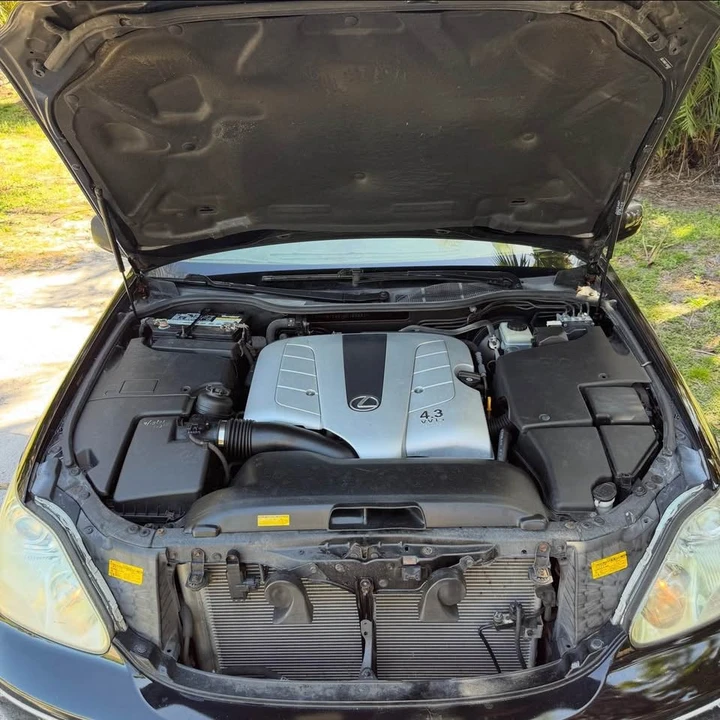 2004 Lexus LS 3rd Gen - Image 14 of 14