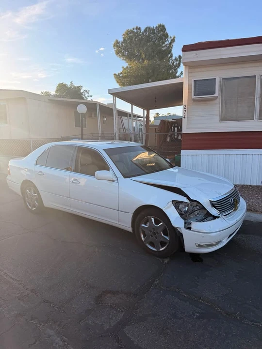 2004 Lexus LS 3rd Gen - Image 13 of 13