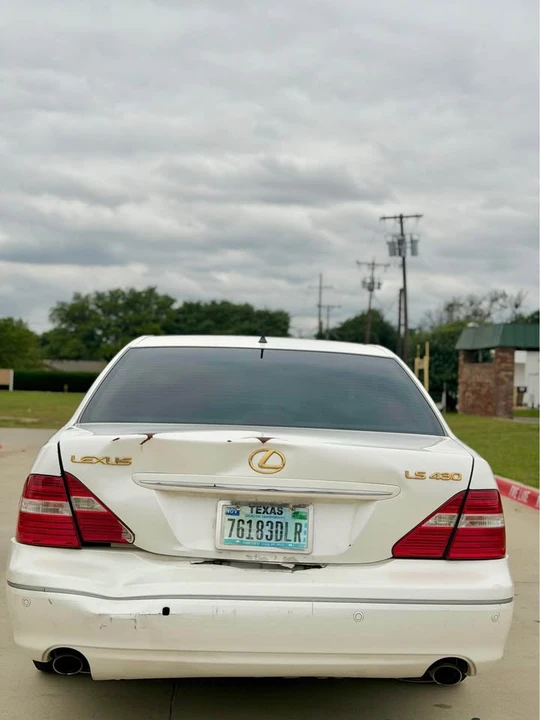 2004 Lexus LS 3rd Gen - Image 19 of 20