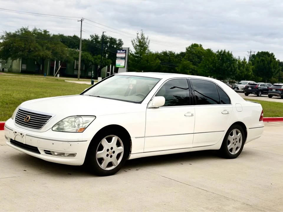 2004 Lexus LS 3rd Gen - Image 5 of 20