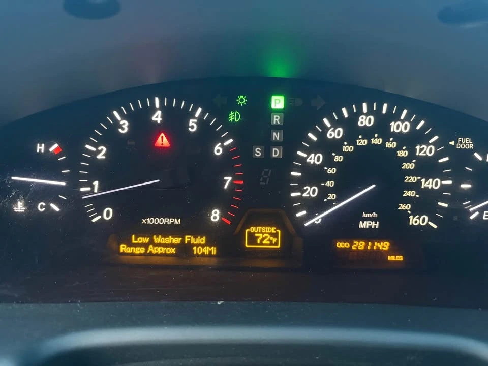 2004 Lexus LS 3rd Gen - Image 16 of 20