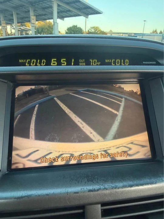 2004 Lexus LS 3rd Gen - Image 12 of 14