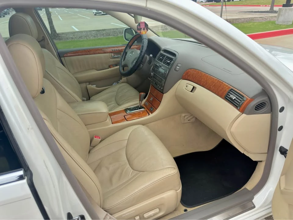 2004 Lexus LS 3rd Gen - Image 13 of 20