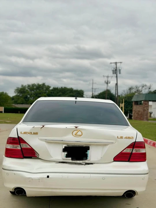 2004 Lexus LS 3rd Gen - Image 20 of 20