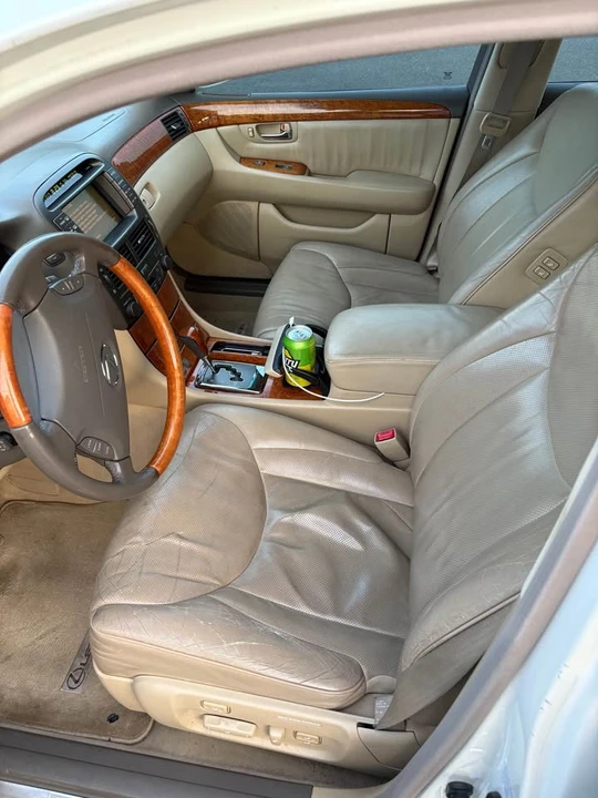 2004 Lexus LS 3rd Gen - Image 8 of 20
