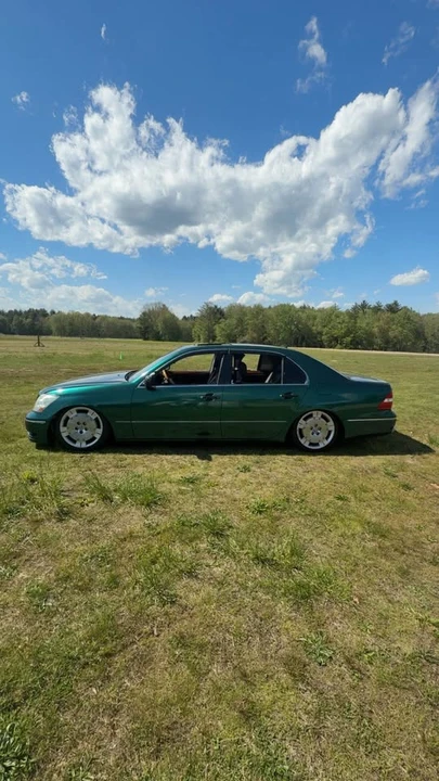 2004 Lexus LS 3rd Gen - Image 3 of 6