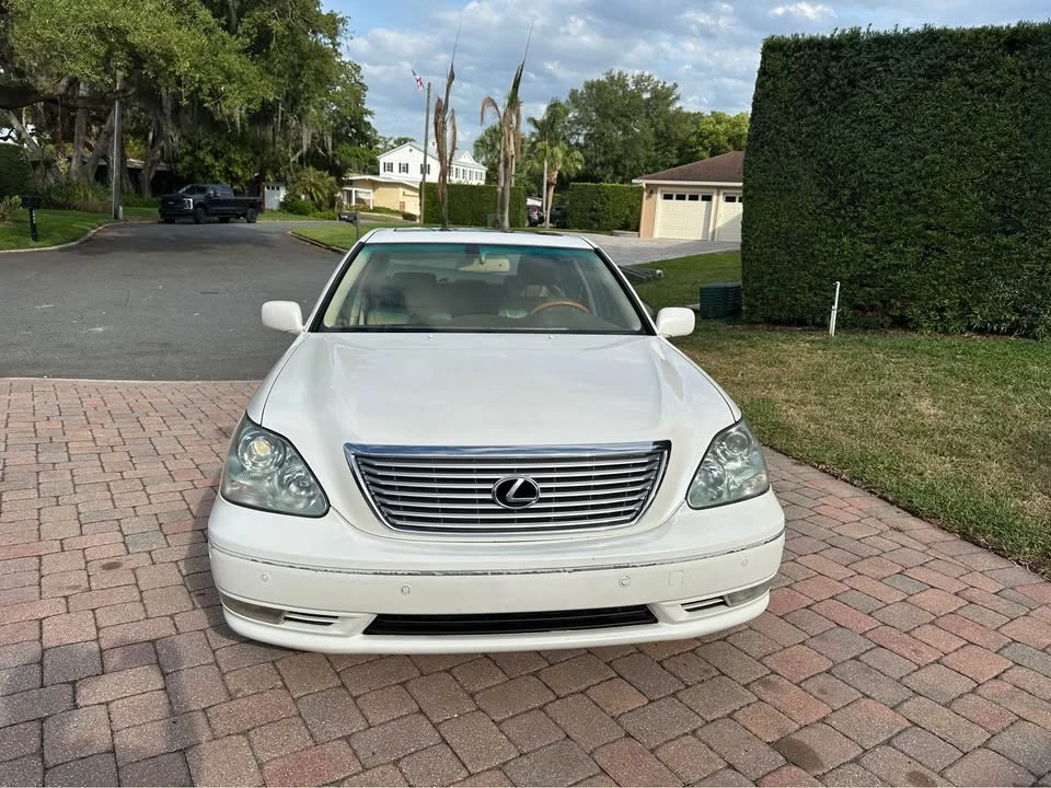 2004 Lexus LS 3rd Gen - Image 2 of 19