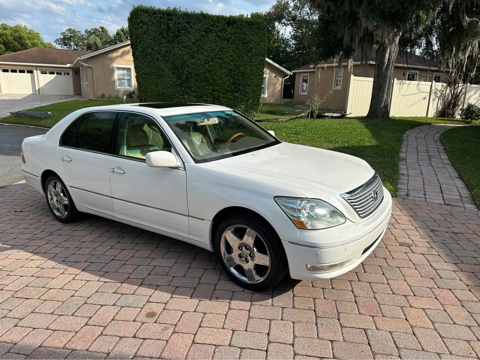 2004 Lexus LS 3rd Gen - Image 6 of 19