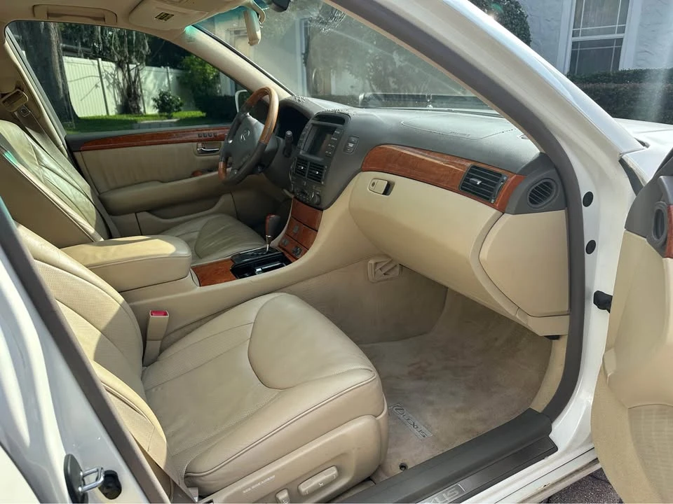 2004 Lexus LS 3rd Gen - Image 8 of 19