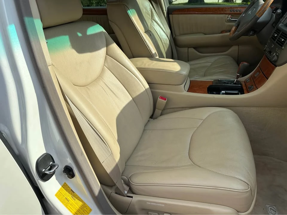 2004 Lexus LS 3rd Gen - Image 7 of 19