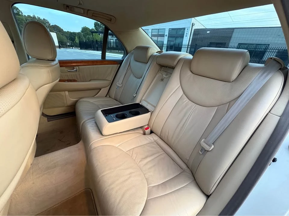 2004 Lexus LS 3rd Gen - Image 12 of 20