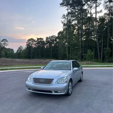 2004 Lexus LS 430 Sedan Ultra Luxury