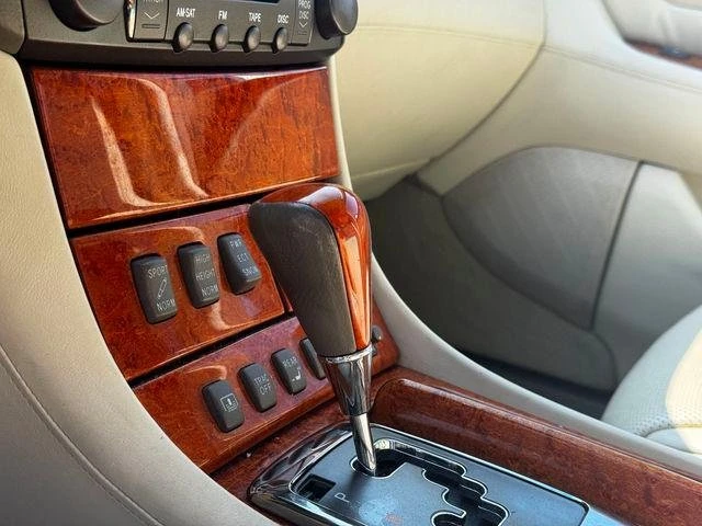 2004 Lexus LS 3rd Gen - Image 10 of 20