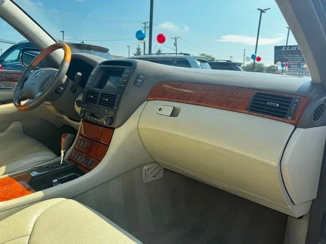 2004 Lexus LS 3rd Gen - Image 14 of 20
