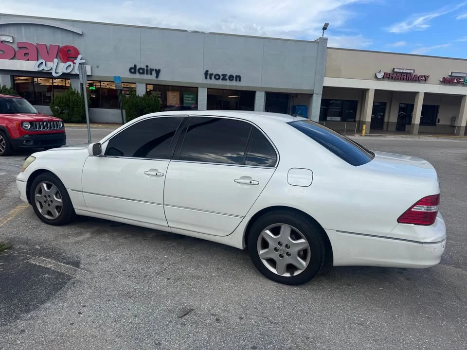 2004 Lexus LS 3rd Gen - Image 2 of 8