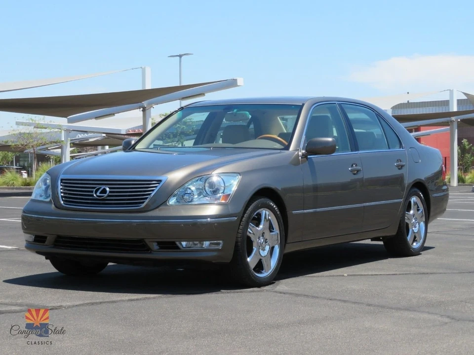 2004 Lexus LS 3rd Gen - Image 9 of 31