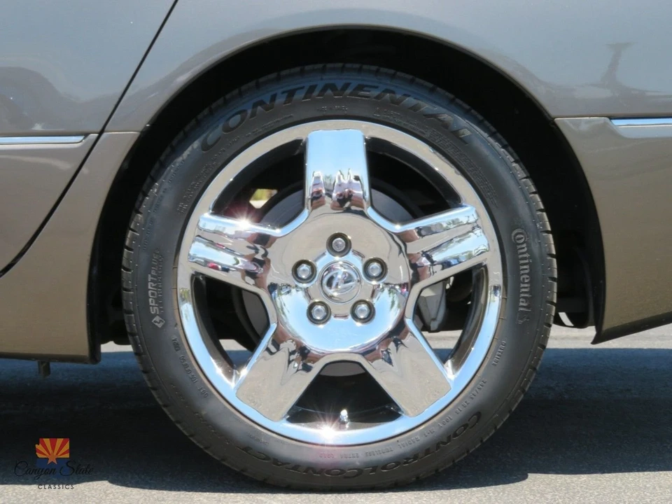 2004 Lexus LS 3rd Gen - Image 22 of 31