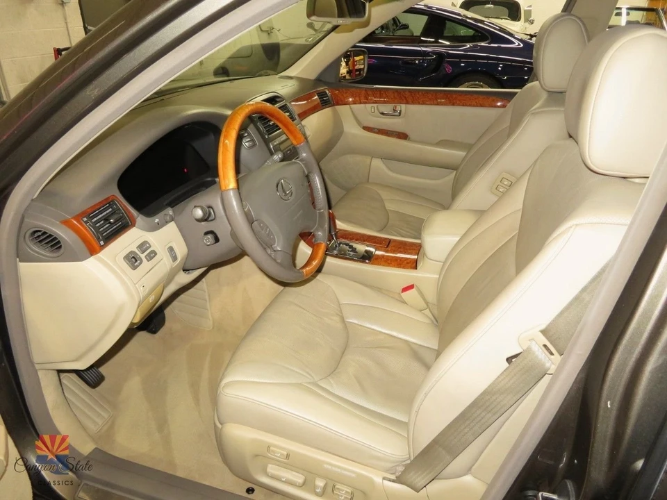 2004 Lexus LS 3rd Gen - Image 3 of 31