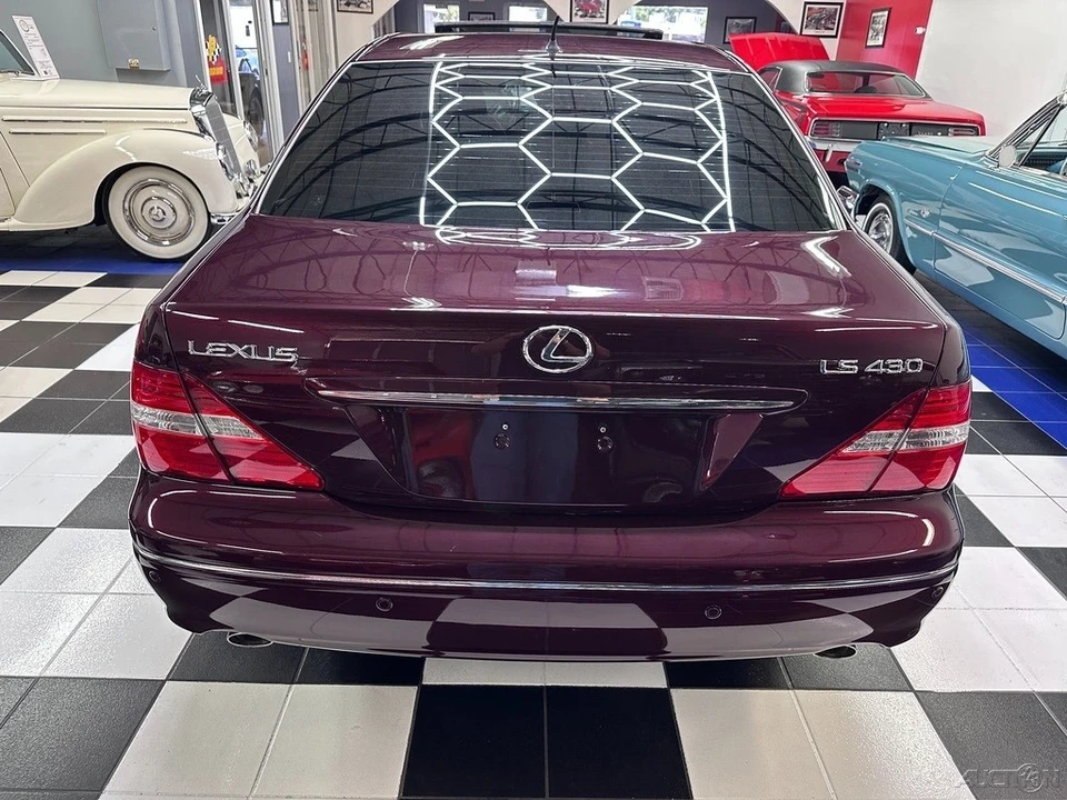 2004 Lexus LS 2nd Gen - Image 21 of 21
