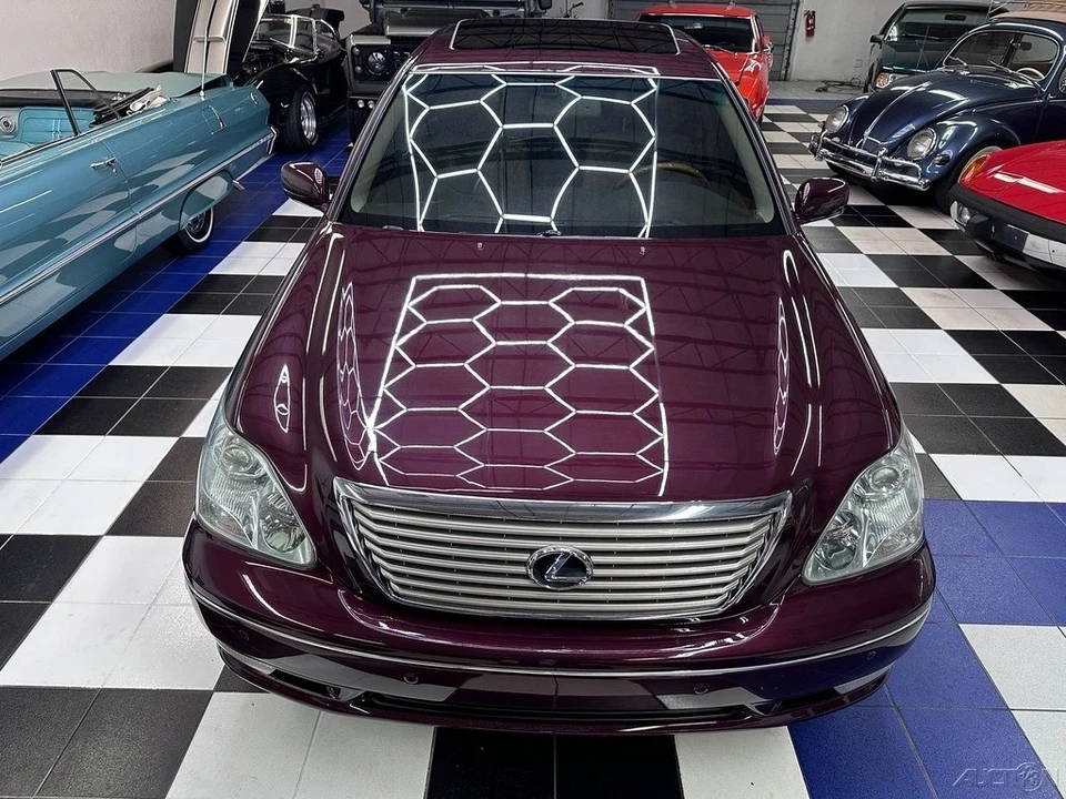 2004 Lexus LS 2nd Gen - Image 5 of 21