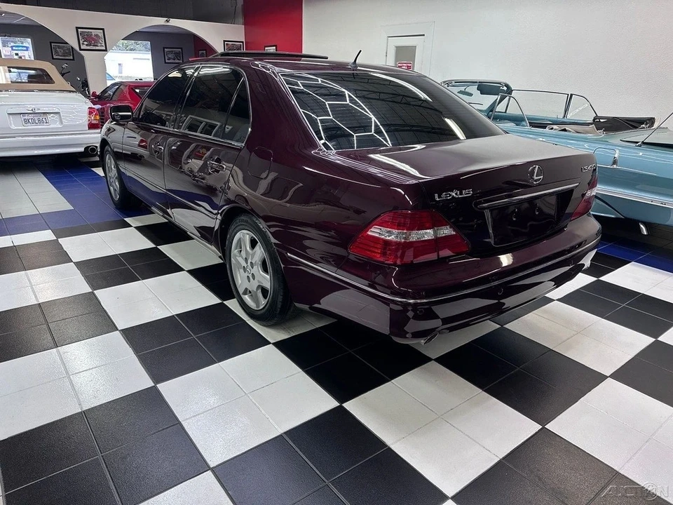 2004 Lexus LS 2nd Gen - Image 18 of 21